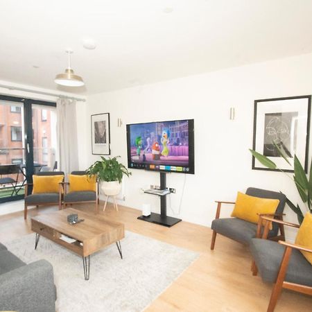 Spacious 4Br 4Ba Gated Townhouse With Balconies, Central Jq Birmingam Exterior foto